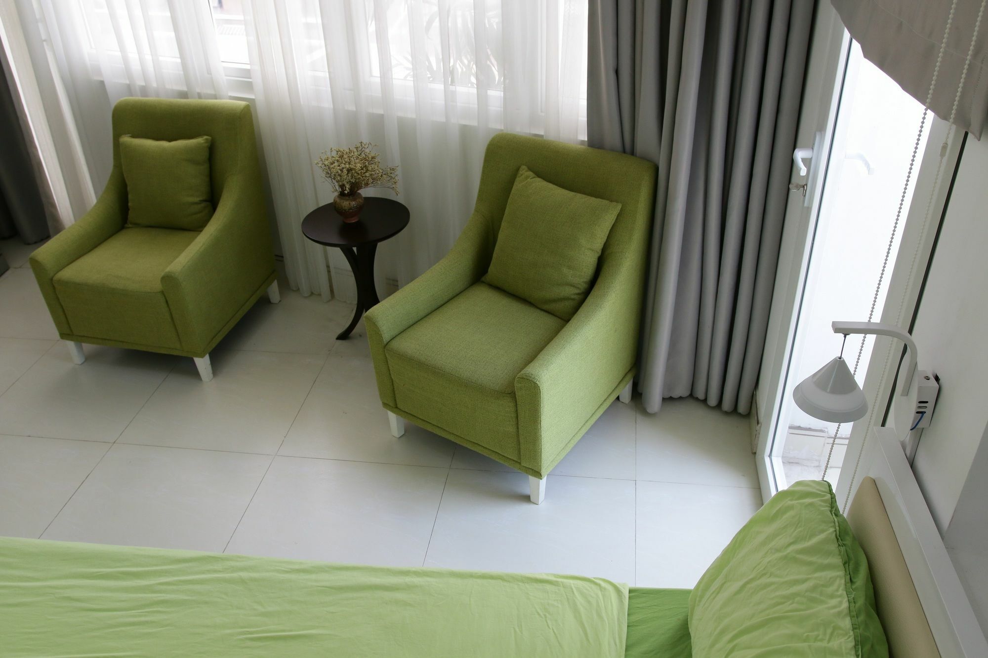 M-H Serviced Apartment Хошимин Экстерьер фото