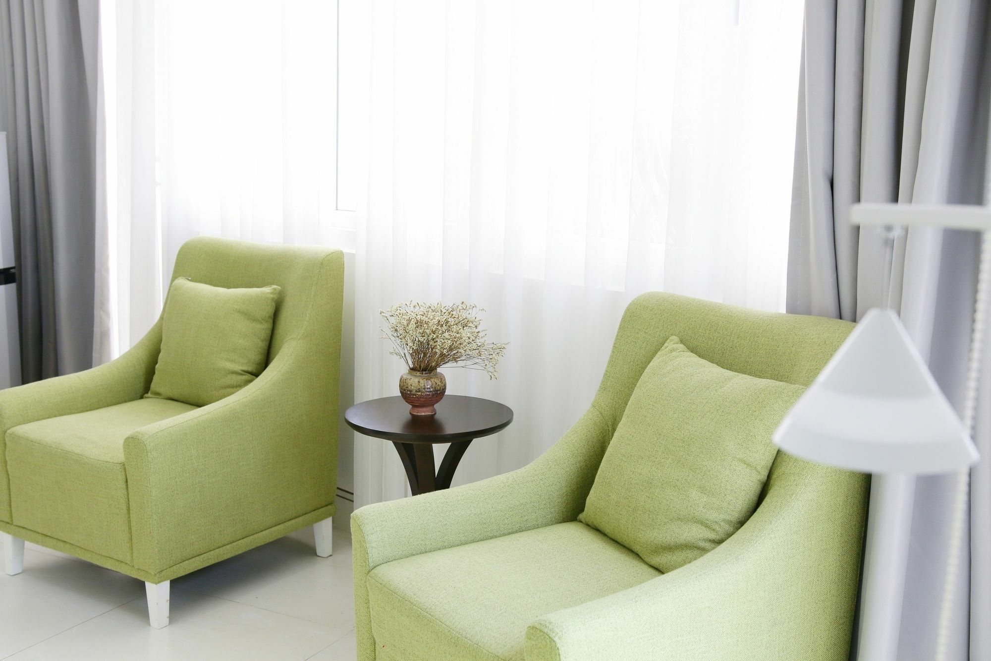 M-H Serviced Apartment Хошимин Экстерьер фото
