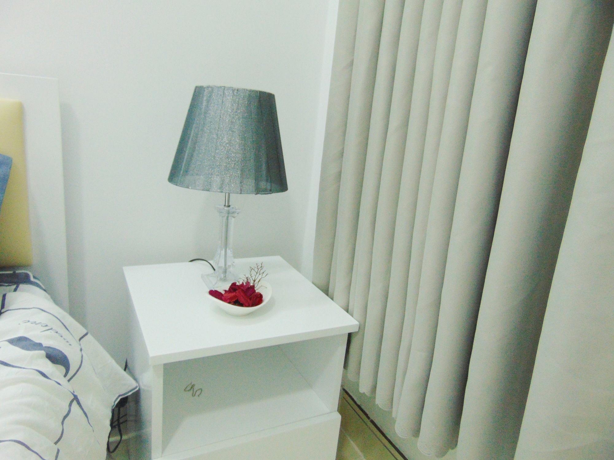 M-H Serviced Apartment Хошимин Экстерьер фото