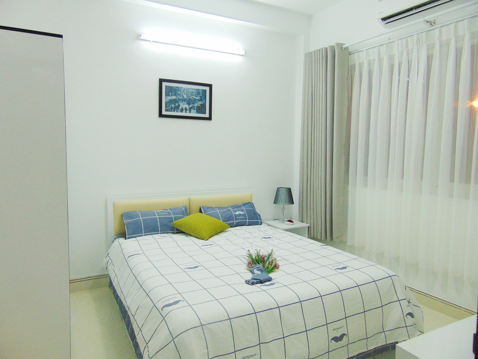 M-H Serviced Apartment Хошимин Экстерьер фото